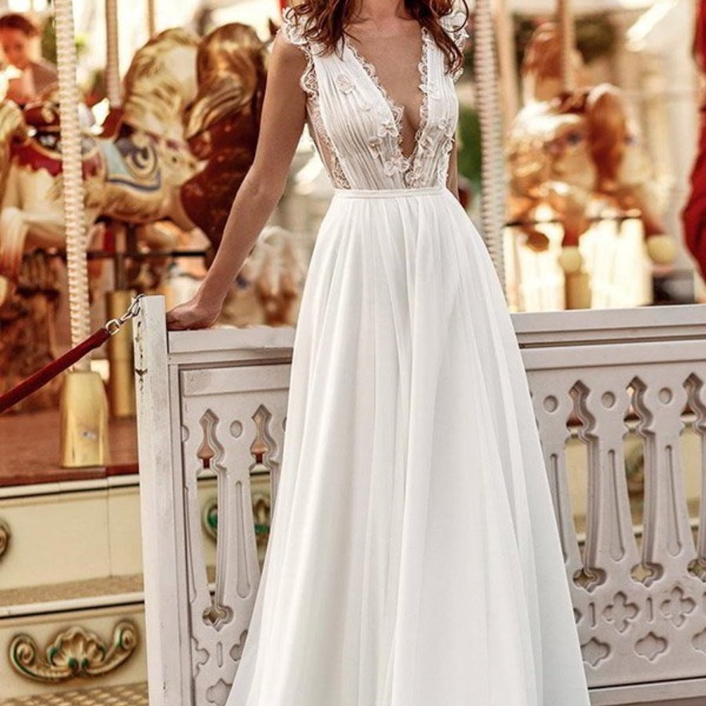 Sleeveless Maxi Dress V Back Empire